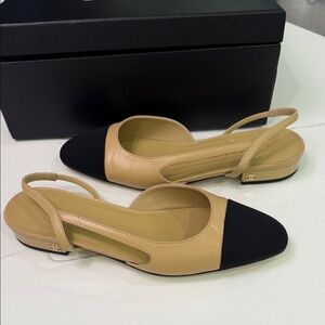 Elegant Tan and Black Slingback Flats